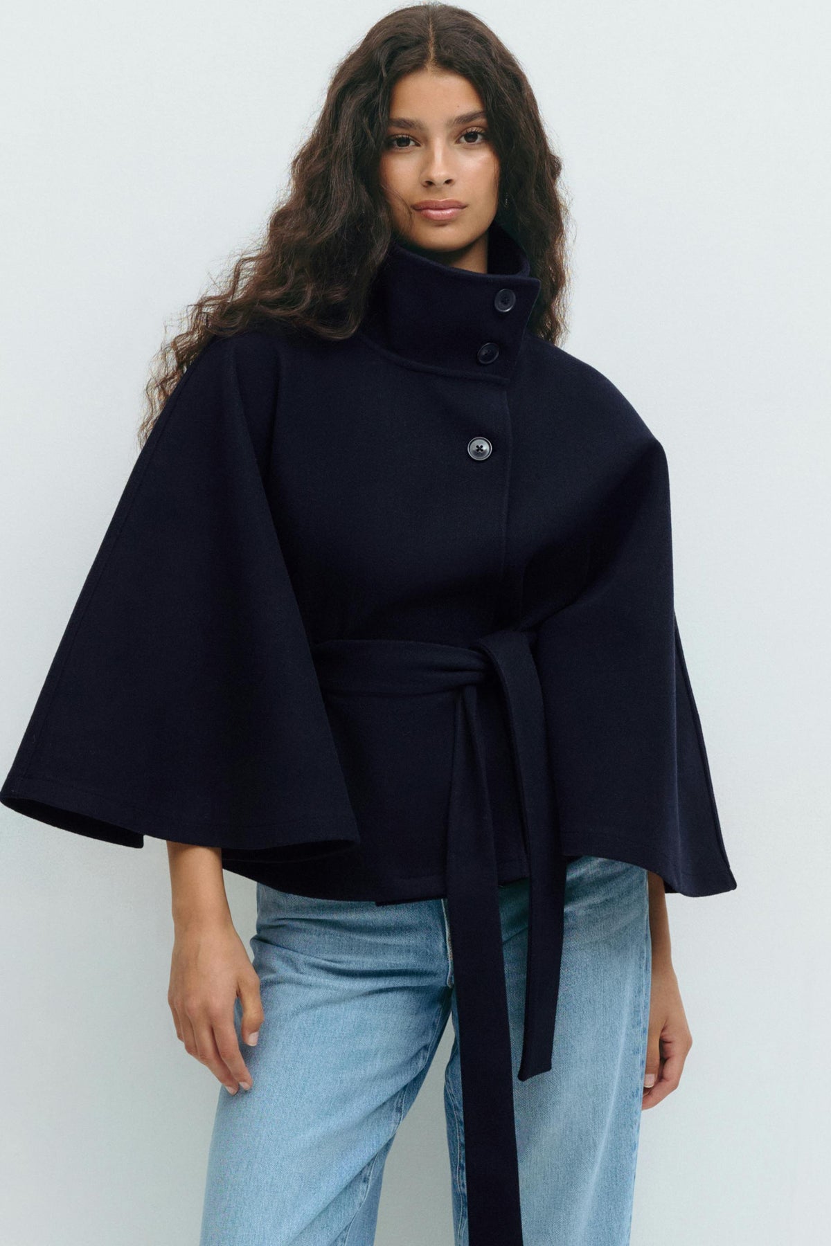 Belt cape jacket
